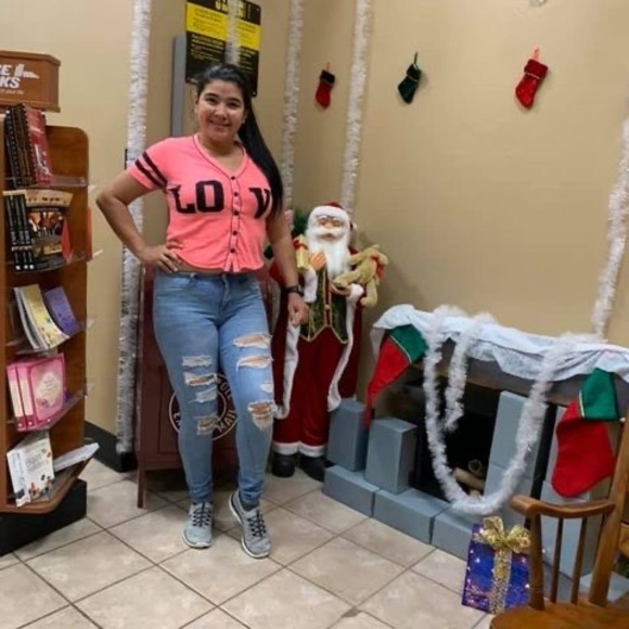 Meet your Posher, Leidybeth - Picture 1 of 1